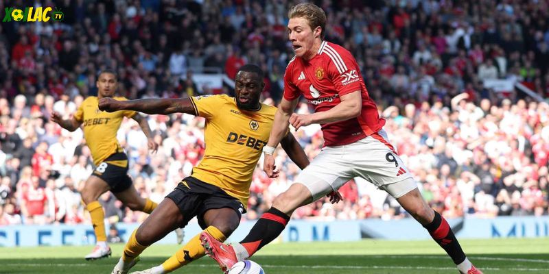 Wolves khủng hoảng trước Wolverhampton Wanderers vs Manchester United